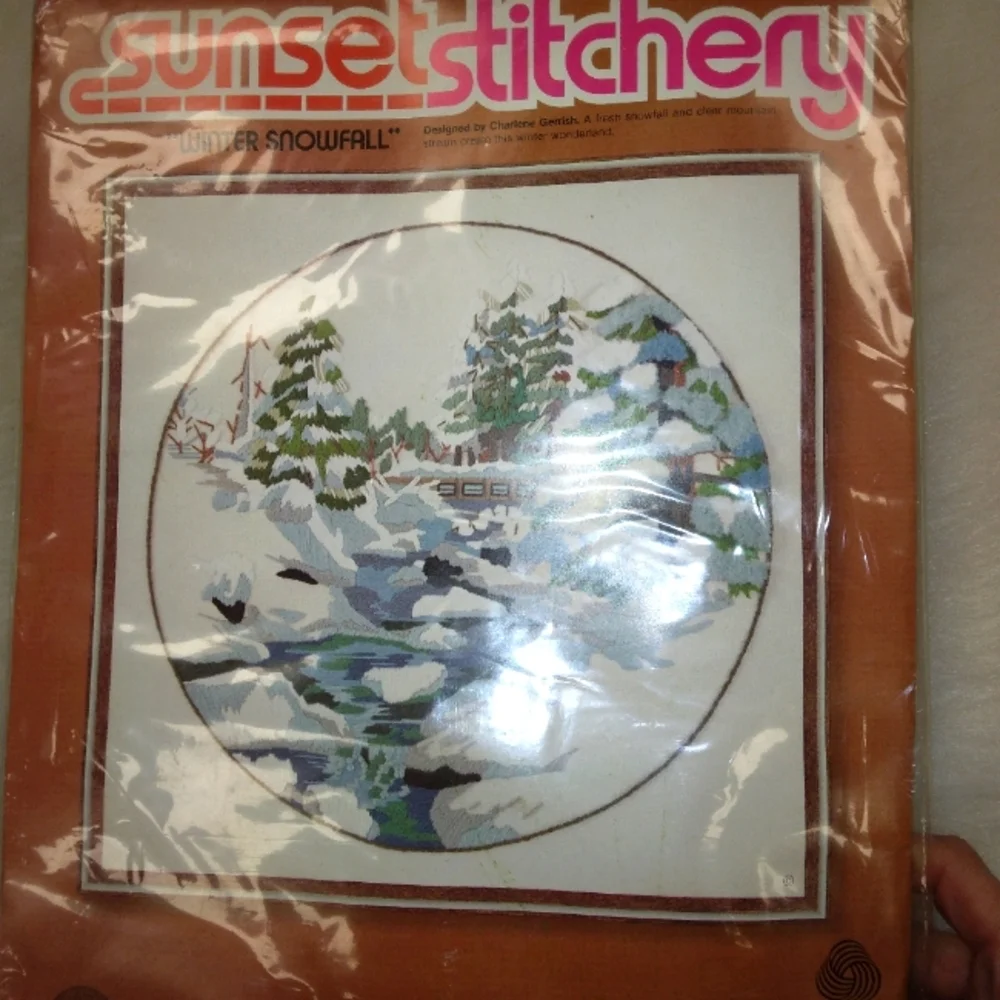 Sunset Stitchery Winter Snowfall Crewel Stitch kit, new